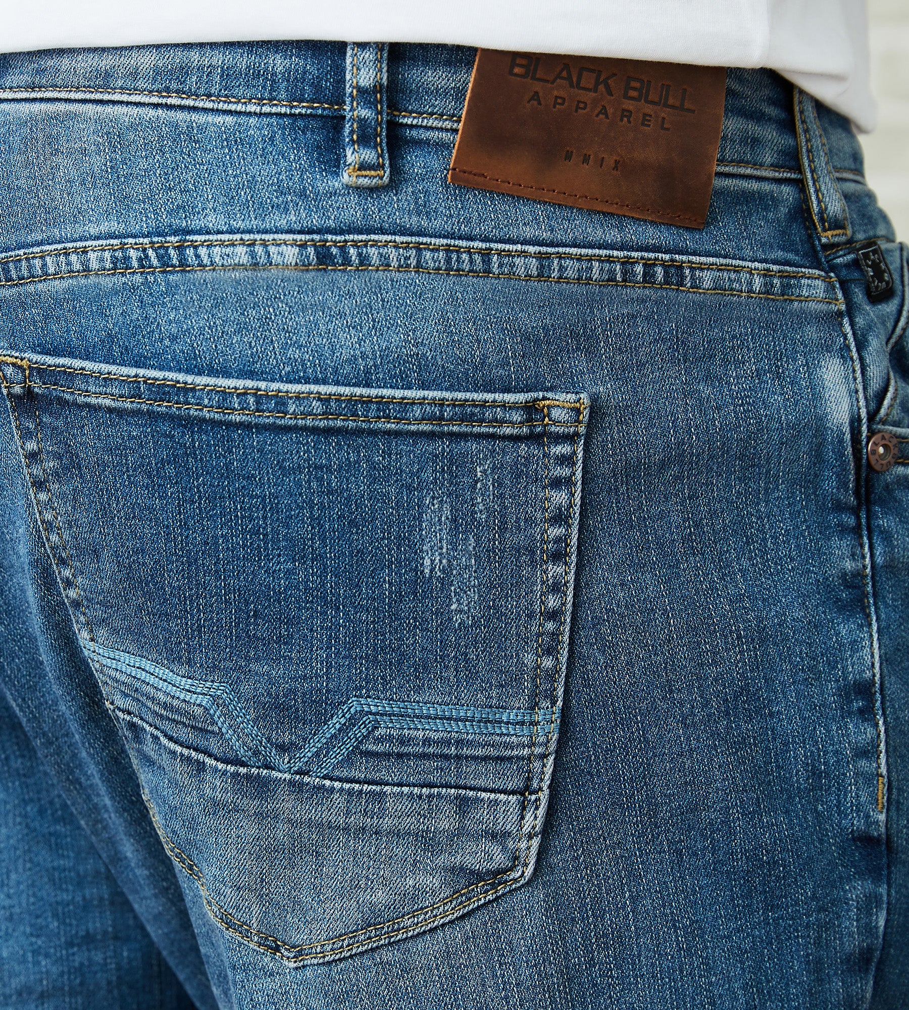 Frank Relaxed Fit Jeans - Image 3