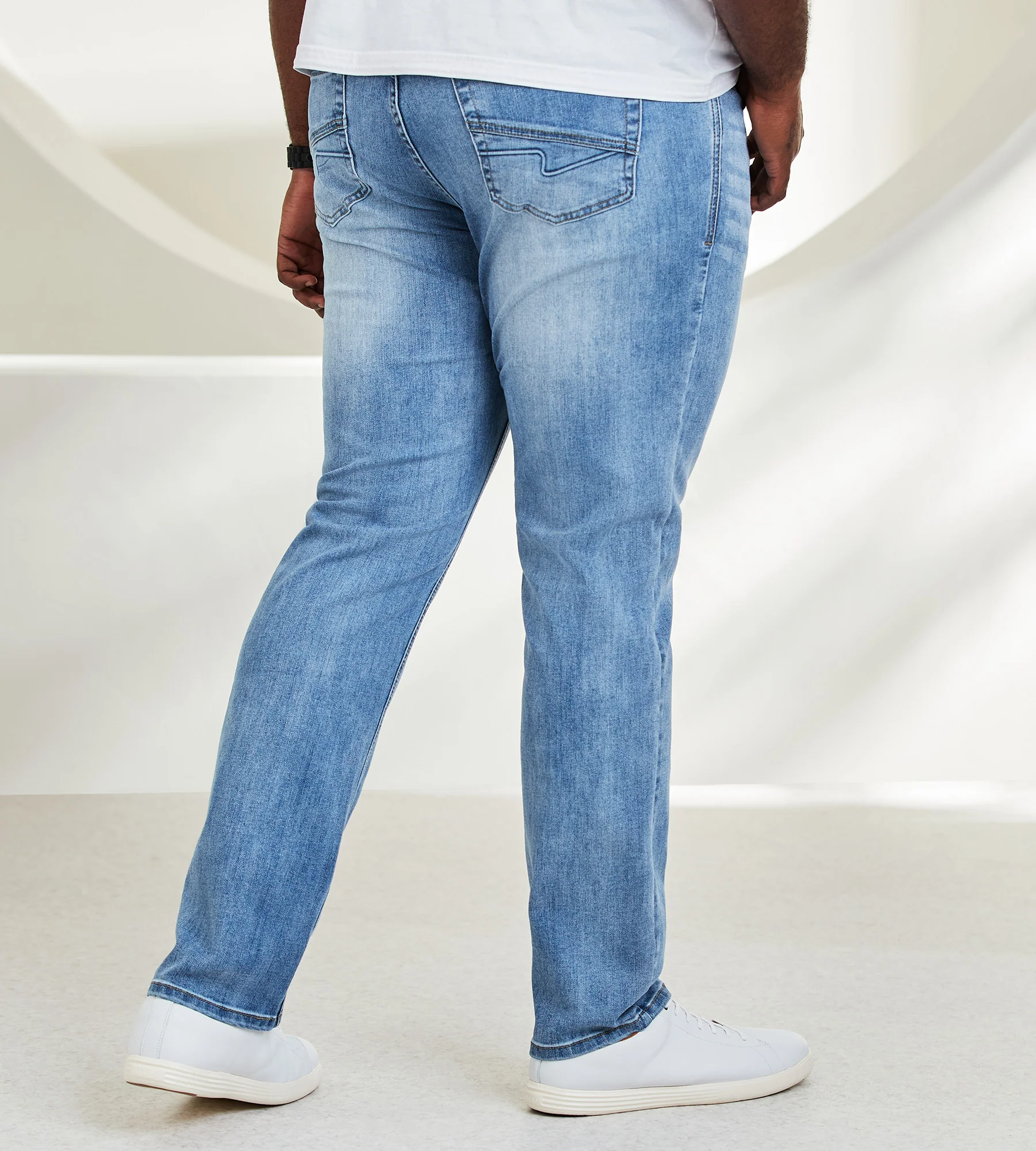 Sam Tapered Fit Jeans - Image 3